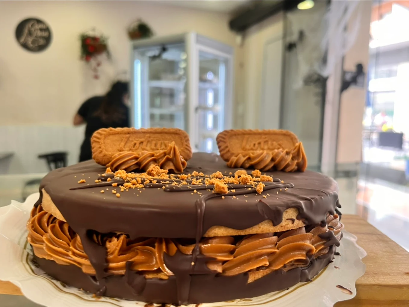 Tarta de Lotus con chocolate y crema caramelizada